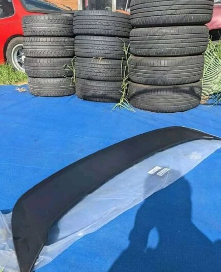 Brand new duck tail spoiler Cl9